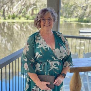 Meet your Posher, Louise